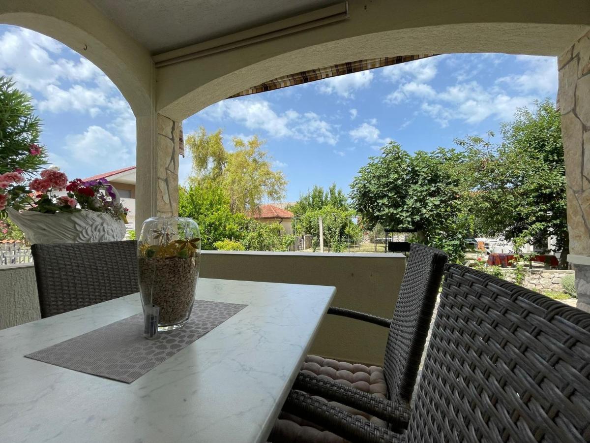 Apartman Veronika Врси Экстерьер фото