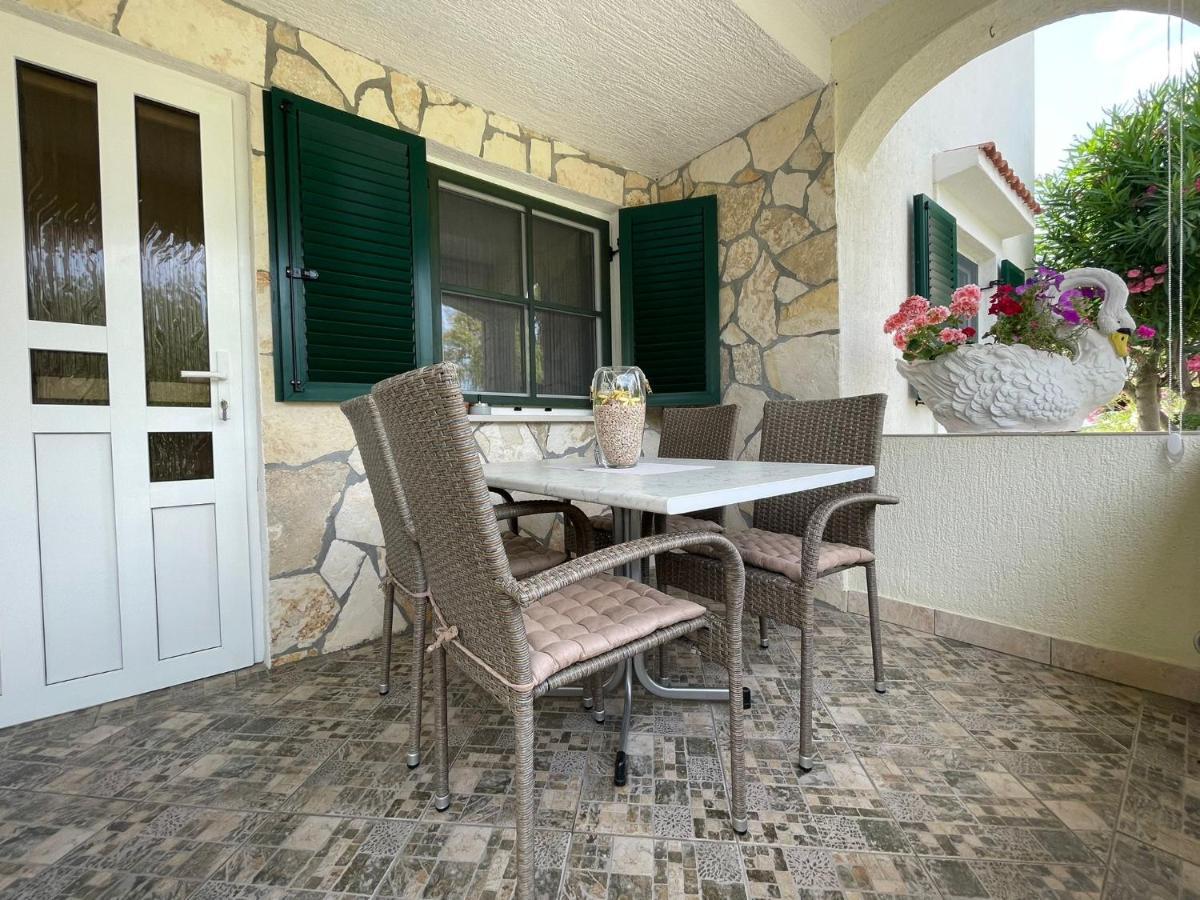 Apartman Veronika Врси Экстерьер фото